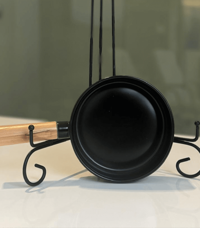 6’’ Small size black pan - Ceramic bowl with wooden handle