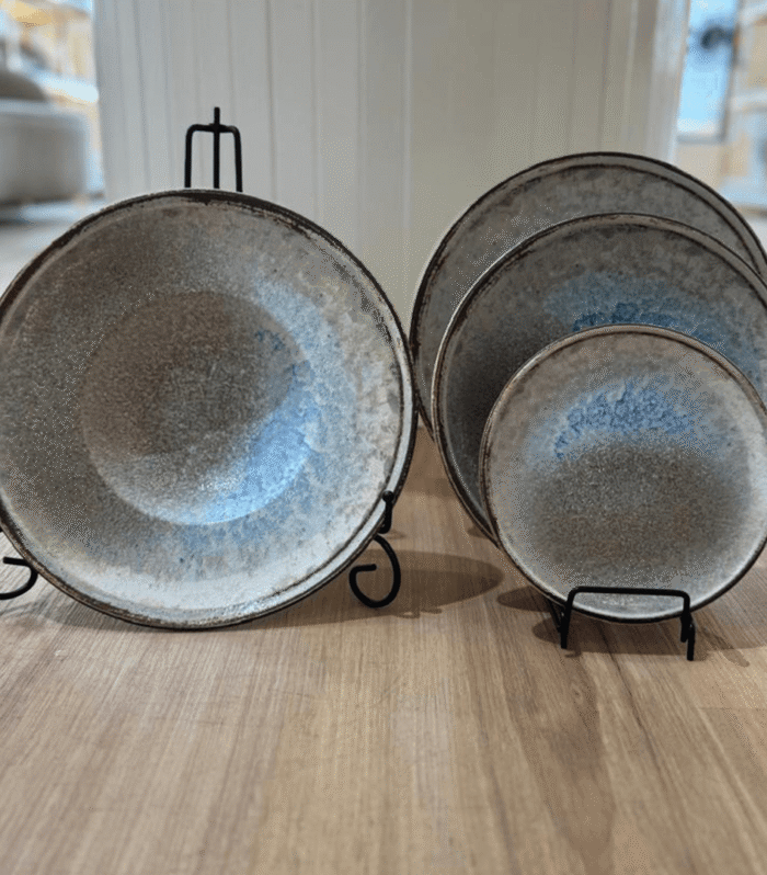 Fine Delta Miro dinnerware set