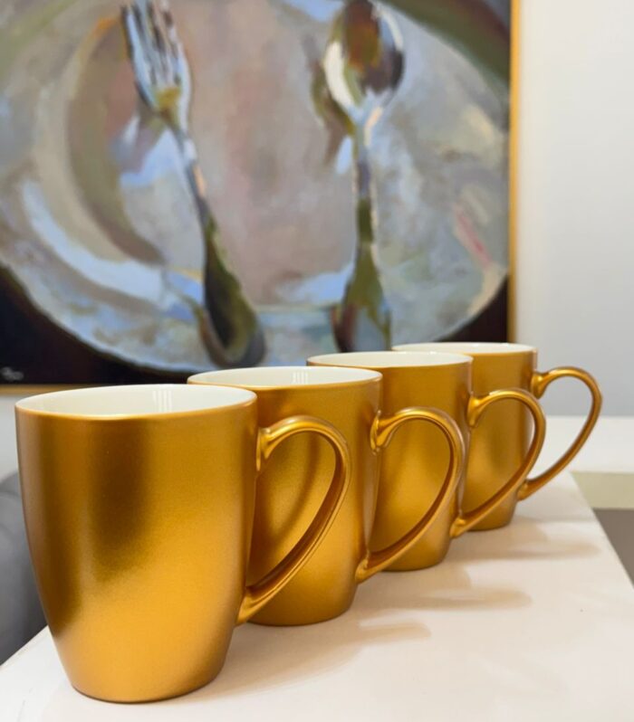 1 pc of gold ceramic mug